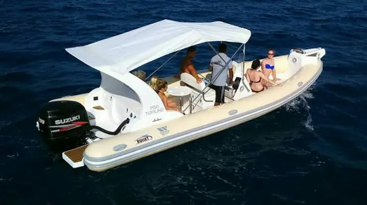 PRIVATE SPEEDBOAT, photo 2